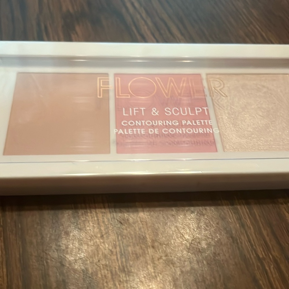 Flower Lift and Sculpt concur palette brand new